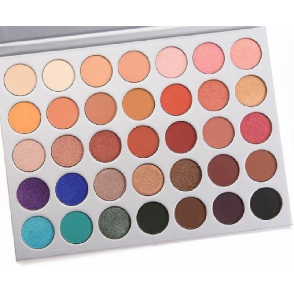 Jaclyn  hill palette
